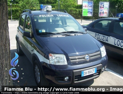 Fiat Nuova Panda 4x4 Climbing
Polizia Locale
Unione Padova Sud
(sciolta)
Parole chiave: Fiat Nuova_Panda_4x4_Climbing