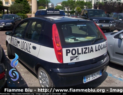 Fiat Punto II serie
Polizia Locale
Volpago del Montello (TV)
livrea aggiornata Polizia Locale
Parole chiave: Fiat Punto_IIserie