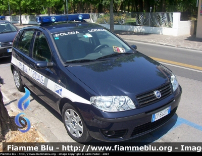 Punto 3° serie
Parole chiave: Punto 3serie Polizia Locale Lendinara Rovigo