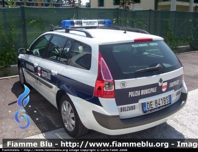 Renault Megane Grandtour II serie
Polizia Municipale - Stadtpolizei
Bolzano - Bozen
Parole chiave: Renault Megane_Grandtour_IIserie PM Bolzano Gemeindepolizei Bozen