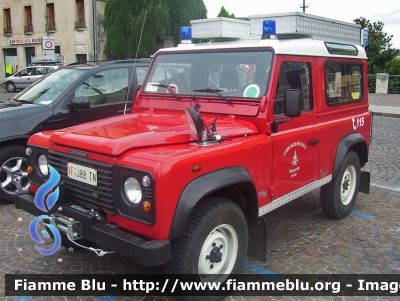 Land Rover Defender 90
Vigili del Fuoco
Corpo Volontario di Salter
Distretto di Fondo (TN)
VF J88 TN
Parole chiave: Land-Rover Defender_90 VFJ88TN