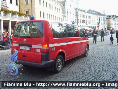 Volkswagen Transporter T5 
Vigili del Fuoco
Distretto di Borgo Valsugana
Corpo Volontario di Castello Tesino (TN)
VF 2A3 TN
Parole chiave: Volkswagen Transporter_T5 VF2A3TN