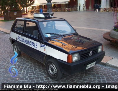 Fiat Panda II serie
Polizia Locale
Follina (TV)
vettura dismessa
Parole chiave: Fiat Panda_IIserie