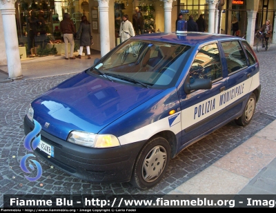 Fiat Punto I serie
Polizia Locale
Zenson di Piave (TV)
Parole chiave: Fiat Punto_Iserie