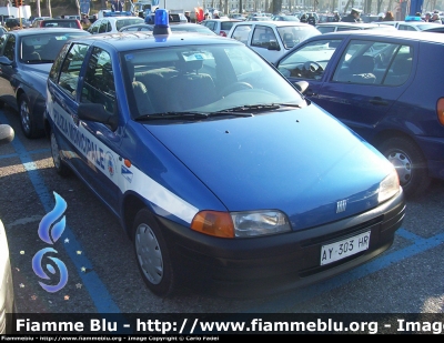 Fiat Punto I serie
Polizia Locale
Moriago della Battaglia (TV)
Parole chiave: Fiat Punto_Iserie