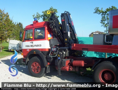 Iveco 330-35
Vigili del Fuoco
Comando Provinciale di Treviso
VF 15560
Parole chiave: Iveco 330-35 VF15560