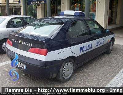 Alfa Romeo 146 II serie
Polizia Locale
Campolongo Maggiore (VE)

Parole chiave: Alfa_Romeo 146_IIserie PL Campolongo_Maggiore VE Veneto