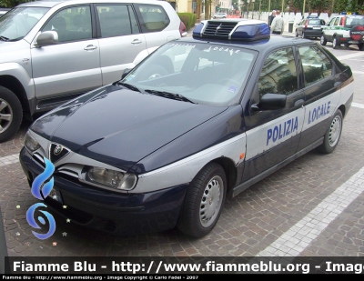 Alfa Romeo 146 II serie
Polizia Locale
Campolongo Maggiore (VE)

Parole chiave: Alfa_Romeo 146_IIserie PL Campolongo_Maggiore VE Veneto