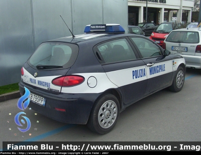 Alfa Romeo 147 I serie
PL Adria (RO)
Parole chiave: Alfa_Romeo 147_Iserie PL Adria RO Veneto