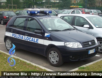 Fiat Punto III serie
PL San Giovanni Lupatoto (VR)
Parole chiave: Fiat Punto_IIIserie PL San_Giovanni_Lupatoto VR Veneto