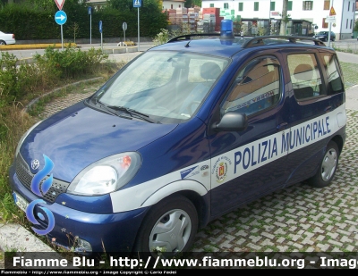 Toyota Yaris Verso I serie
Polizia Locale
Feltre (BL)
*vettura dismessa*
Parole chiave: Toyota Yaris_Verso_Iserie Feltre