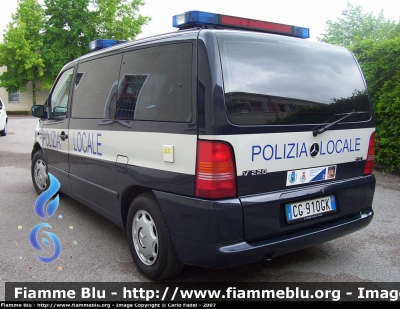 Mercedes-Benz Vito I serie
Polizia Locale
Roncade (TV)
Servizio Associato con il comune di Quarto d'Altino (VE)
Parole chiave: Mercedes-Benz Vito_Iserie