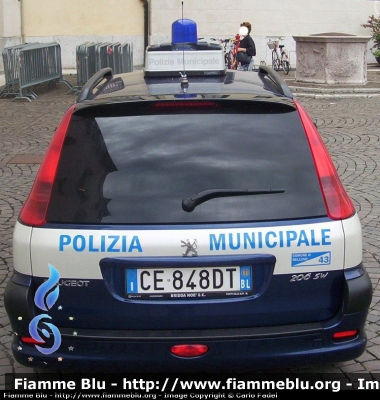 Peugeot 206 SW
Polizia Locale
Belluno
Parole chiave: Peugeot 206_SW Belluno