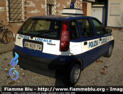 Fiat Punto I serie
Polizia Locale
Carbonera (TV)
livrea aggiornata Polizia Locale
Parole chiave: Fiat Punto_Iserie