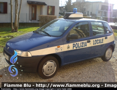 Fiat Punto I serie
Polizia Locale
Carbonera (TV)
livrea aggiornata Polizia Locale
Parole chiave: Fiat Punto_Iserie