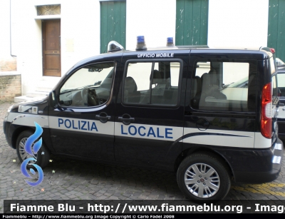 Fiat Doblò II serie
Polizia Locale
Oderzo (TV)
- ufficio mobile -
Allestimento Battiston
Parole chiave: Fiat Doblò_IIserie