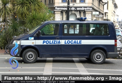 Volkswagen Transporter T5
Polizia Locale
Padova

Parole chiave: Volkswagen Transporter_T5 PL_Padova