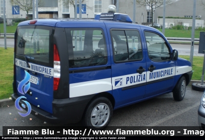 Fiat Doblò I Serie
Consorzio Polizia Locale  Nordest Vicentino
Autovettura Appartenente al Comune di Sandrigo
Parole chiave: doblò 1serie polizia municipale sandrigo vicenza