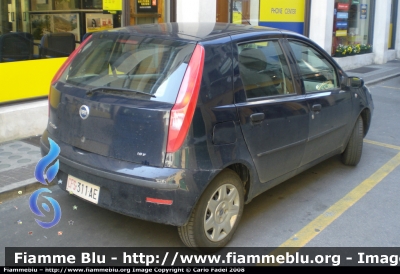 Fiat Punto III serie
Corpo Forestale dello Stato
 CFS 311AE
Parole chiave: Punto III_serie Forestale Stato