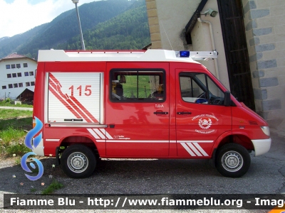 Mercedes-Benz Sprinter 4x4 II serie
Vigili del Fuoco
Unione Distrettuale Bassa Val Pusteria
Corpo Volontario di Villa di Sopra (BZ)
Freiwillige Feuerwehr Oberwielenbach
VF 11H BZ
Parole chiave: Mercedes-Benz Sprinter_4x4_IIserie VF11HBZ