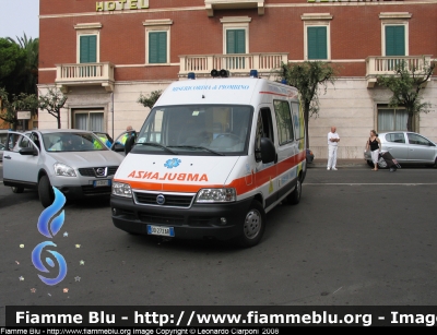 Fiat Ducato III serie
Ambulanza di tipo "A"
Allestimento Mariani Alfredo e Figlio
Parole chiave: Fiat Ducato_IIIserie Misericordia Piombino LI Toscana Ambulanza MAF