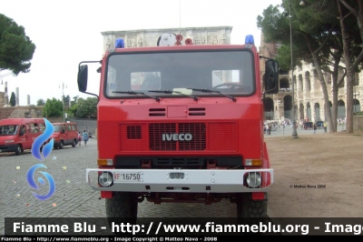 Iveco 80-17
Vigili del Fuoco
Comando Provinciale di Roma
VF 16750
Parole chiave: Iveco 80-17 VF16750