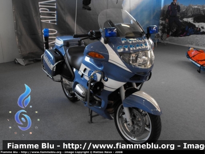 Bmw R850RT
Polizia di Stato
Polizia Stradale
Parole chiave: Bmw R850RT REAS_2008