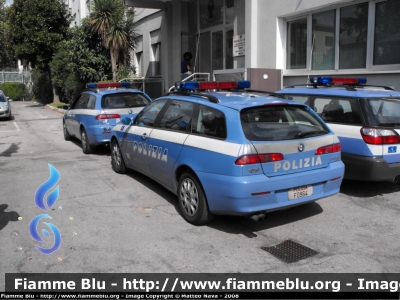 Alfa Romeo 156 Sportwagon II serie
Polizia Stradale in servizio sulla serenissima e sulla Venezia - Padova
Polizia F0964


Parole chiave: Alfa-Romeo 156_Sportwagon_IIserie PoliziaF0964