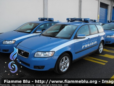 Volvo V50 II serie
Polizia di Stato
Polizia Stradale
In attesa di targhe
e loghi Autostrade per l'Italia
Parole chiave: Volvo V50_IIserie Polizia