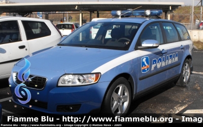 Volvo V50 II serie
Polizia di Stato
Polizia Stradale
In attesa di targhe

Parole chiave: Volvo V50_IIserie Polizia