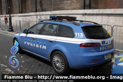 Alfa Romeo 159 Sportwagon
Polizia di Stato
Polizia Stradale
Giro d'italia 2009
Polizia F9407
Parole chiave: Alfa_Romeo 159_Sportwagon PoliziaF9407