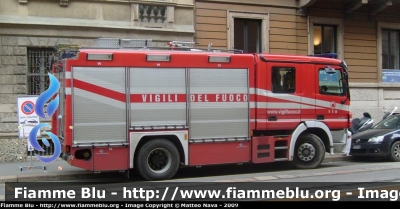 Mercedes-Benz Actros 1841 II Serie
Vigili del Fuoco
VF 23334
Parole chiave: Mercedes-Benz Actros_1841_IISerie VF23334