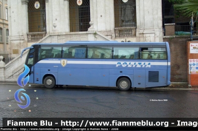 Irisbus Orlandi Domino 2001 HDH
Polizia di Stato
Banda Musicale
Polizia F1410
Parole chiave: Irisbus Orlandi_Domino_2001_HDH PoliziaF1410 Festa_della_Repubblica_2008