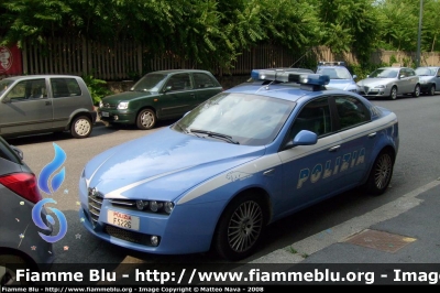 Alfa Romeo 159 
Polizia di Stato
Squadra Volante
POLIZIA F5226
Parole chiave: Alfa-Romeo 159 POLIZIAF5226