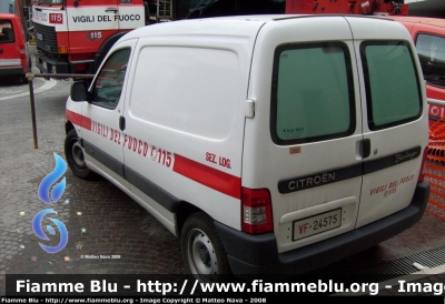 Citroen Berlingo I serie
Vigili del Fuoco
Comando Provinciale di Roma
sezione logistica
VF 24575
Parole chiave: Citroen Berlingo_Iserie VVF Autovetture Roma VF24575