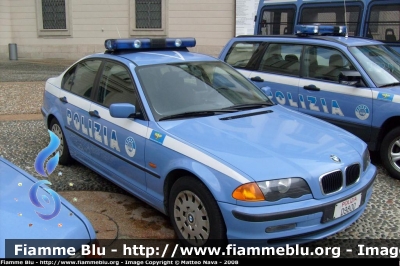 BMW 320 E46
Polizia di Stato
Reparto prevenzione crimine
Parole chiave: BMW 320 E46 prevenzione crimine festa della polizia  