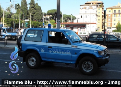 Mitsubishi Pajero Swb II serie
Polizia di Stato
Reparto Mobile di Roma
Polizia D5775
Parole chiave: Mitsubishi Pajero_Swb_IIserie Polizia D5775