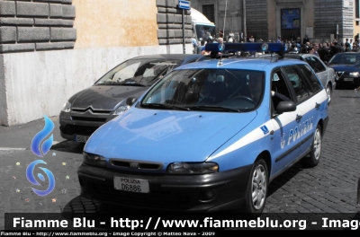 Fiat Marea Weekend I serie
Polizia di Stato
polizia Stradale
POLIZIA D6886
Esemplare Dotato di Radiogoniometro
Parole chiave: Fiat Marea_Weekend_Iserie PoliziaD6886 Festa_della_polizia_2009