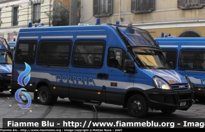 Iveco Daily IV serie
Polizia di Stato
Reparto Mobile Milano
Polizia F7805

Parole chiave: Iveco Daily_IVserie PoliziaF7805