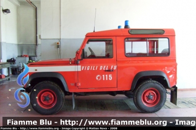 Land Rover Defender 90 
mezza livrea
Parole chiave: Land Rover Defender 90 vvf Monza 19477