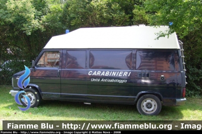 Fiat Ducato I serie
Carabinieri Artificieri
Milano
Parole chiave: Fiat Ducato_Iserie CC Nucleo_Artificeri_Antisabotaggio Milano CC571CG