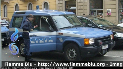 Land Rover Discovery II Serie
Polizia di Stato
Reparto Mobile
Milano
Polizia E1847
Parole chiave: Land Rover Discovery II Serie