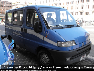 Fiat Ducato II serie
Polizia di Stato
Polizia Stradale
Polizia E9351
Parole chiave: Fiat Ducato_IIserie PoliziaE9351