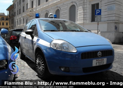 Fiat Grande Punto
Polizia di Stato
Polizia Stradale
Polizia F7073
Parole chiave: Fiat GrandePunto PoliziaF7073