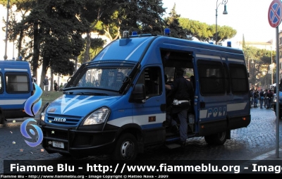 Iveco Daily IV serie
Polizia di Stato
Reparto Mobile di Roma 
Polizia F8238
Parole chiave: Iveco Daily_IVserie PoliziaF78238