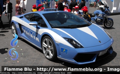 Lamborghini Gallardo
Polizia di Stato
Polizia Stradale
Polizia F8743
Parole chiave: Lamborghini Gallardo PoliziaF8743 Festa_della_Polizia_2009