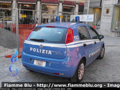 Fiat Grande Punto
Polizia di Stato
Polizia F9661
Parole chiave: Fiat GrandePunto PoliziaF9661