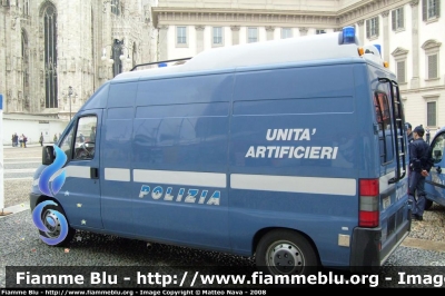 Fiat Ducato Maxi II serie
Polizia di Stato – Artificieri
Polizia B5779

Parole chiave: FIAT_DUCATO_II_SERIE Artificieri Polizia