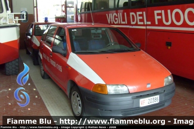 Fiat Punto I Serie
Vigili del Fuoco
Comando Prov. Milano Via Messina

Parole chiave: Fiat Punto I Serie VVf Milano VF20386