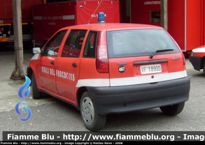 Fiat Punto I Serie
Vigili del Fuoco
Comando Prov. Milano Via Messina

Parole chiave: Fiat Punto I Serie VVf Milano VF18900